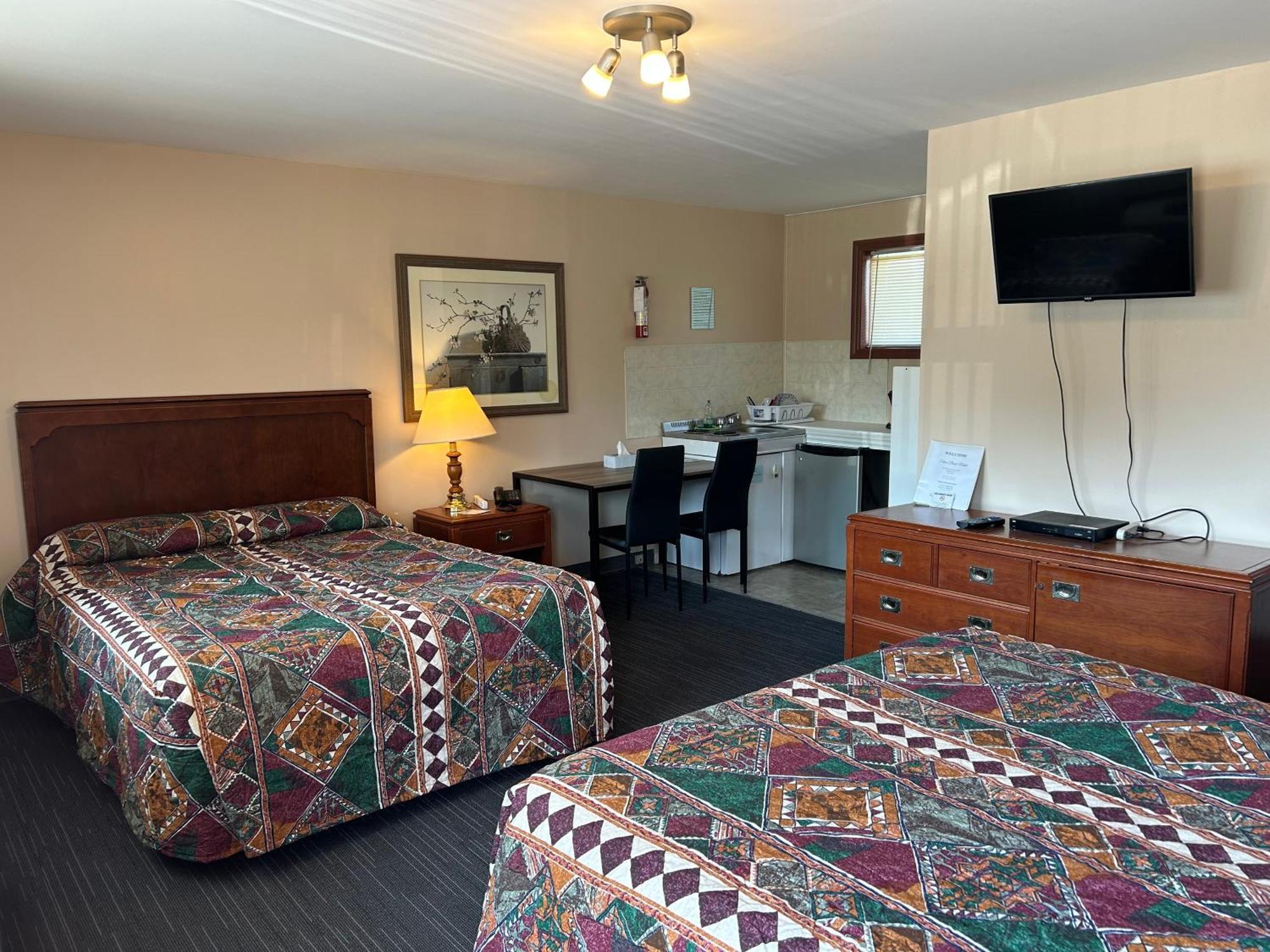 The Silver Birch Motel กอเดอริช ภายนอก รูปภาพ