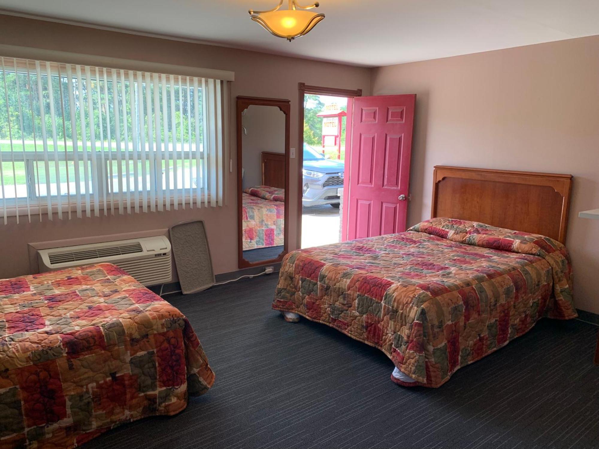 The Silver Birch Motel กอเดอริช ภายนอก รูปภาพ